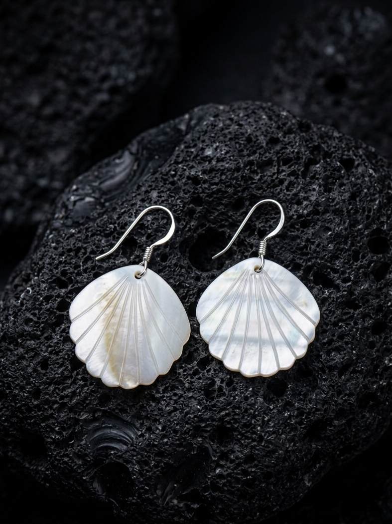 Mother of pearl clam earrings